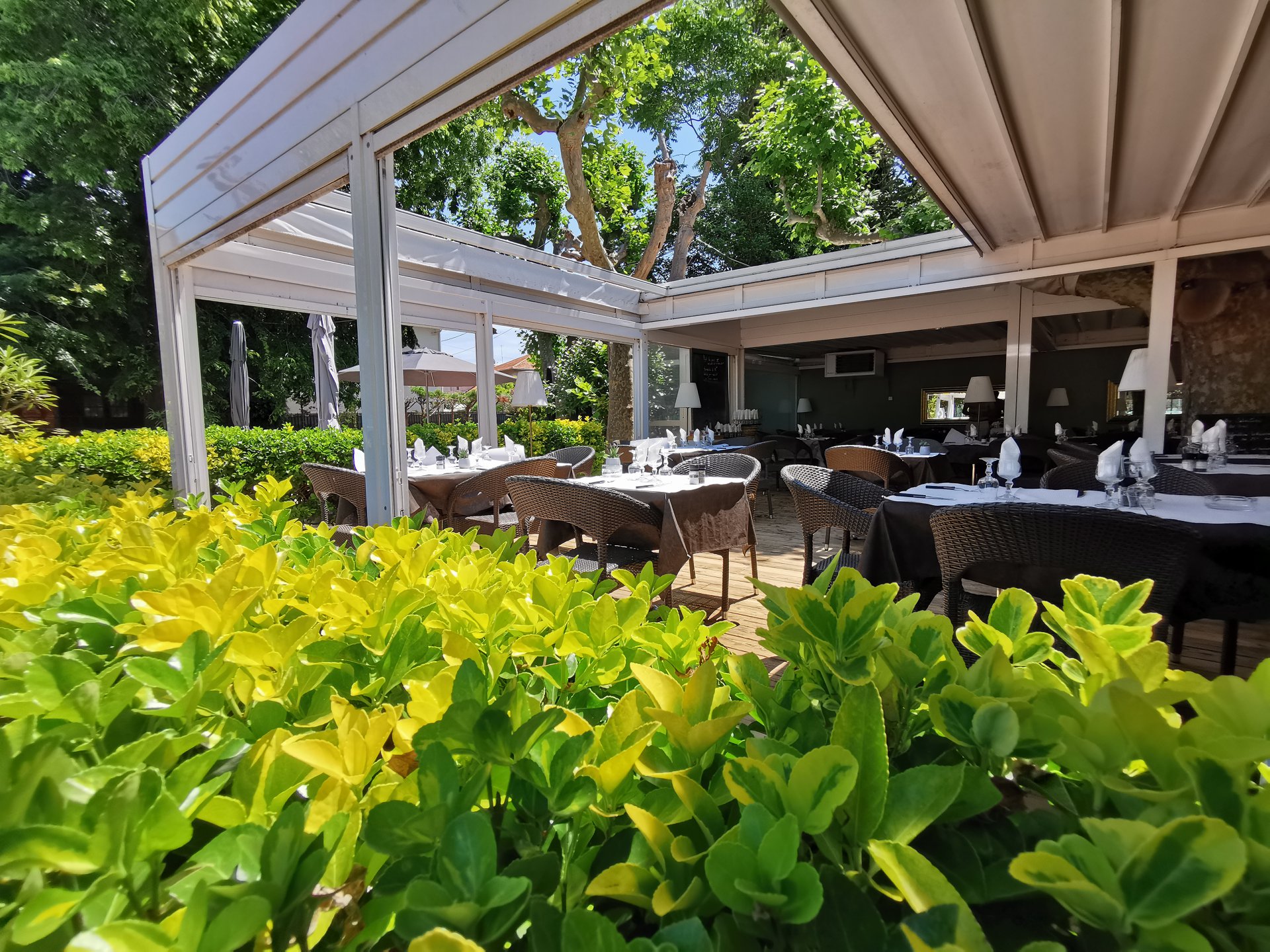 Intérieur Restaurant Côté Court